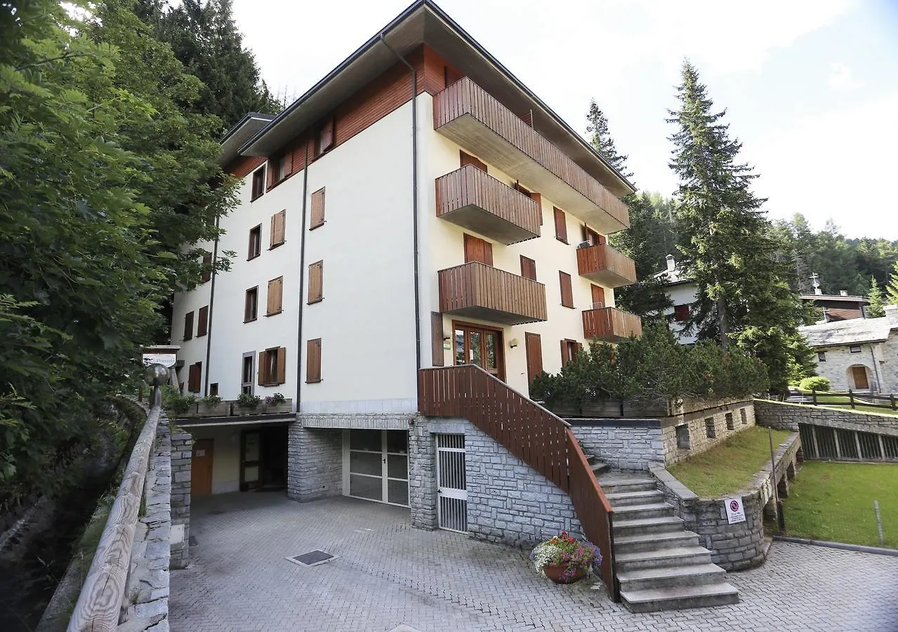 Residence Primula Madesimo 0*,  Italy